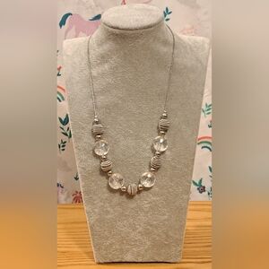 EUC Vintage Trifari Crystal & Silver Neutral Business Casual Necklace Jewelry